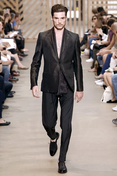 Look 51